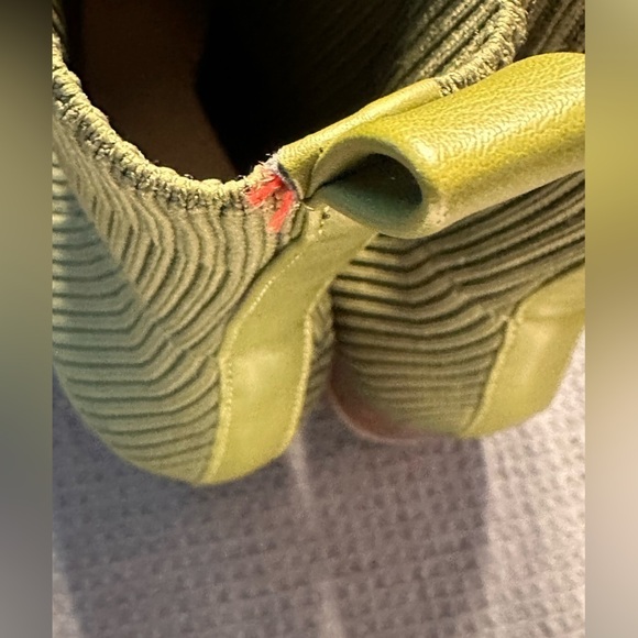 Joie Green Solid Color Knit Neely Stretch Booties EUC Worn Once Size 8 - Picture 8 of 13